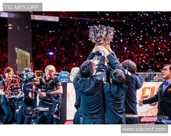 DOTA2意识排行榜揭晓FPX强势跻身第七名引发热议