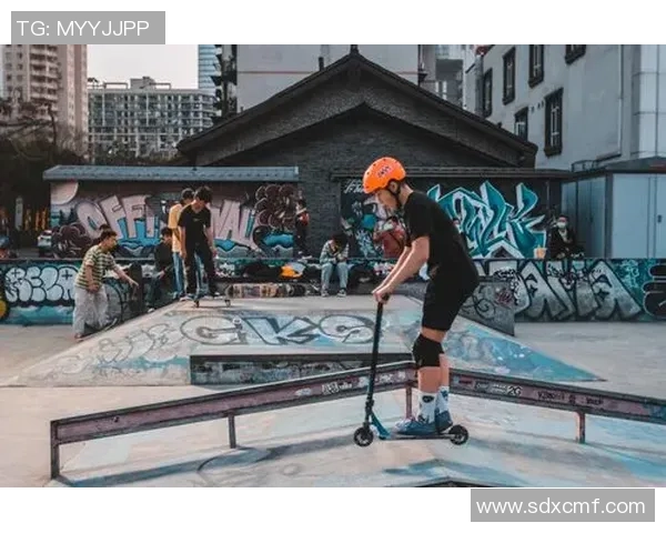 成都滑板队的中路突破之路:深度解析滑板文化与技巧的融合 成都滑板队的中路突破之路:深度解析滑板文化与技巧的融合