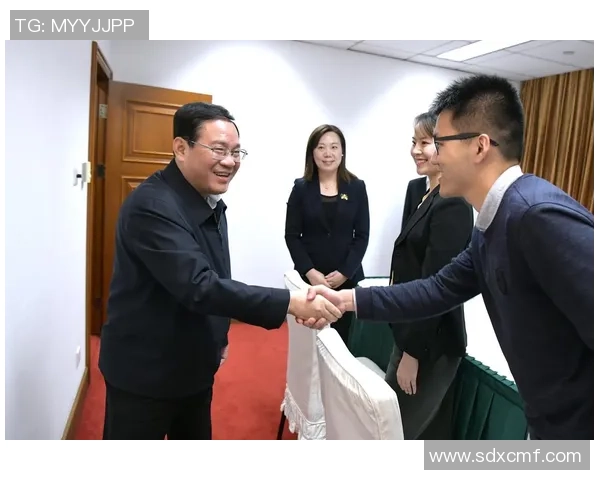 李强畅谈英雄联盟职业生涯的起伏与挑战分享成长的心路历程 李强畅谈英雄联盟职业生涯的起伏与挑战分享成长的心路历程